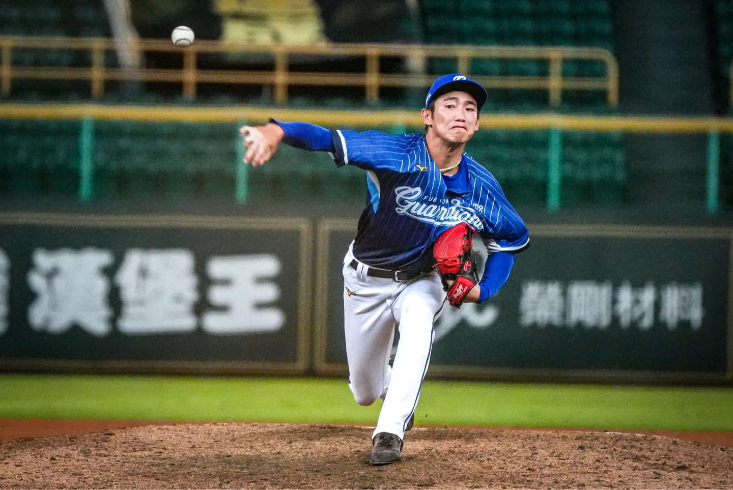 中職｜悍將遭雄鷹血洗推野手登板　魔鷹改右打對決劉俊豪