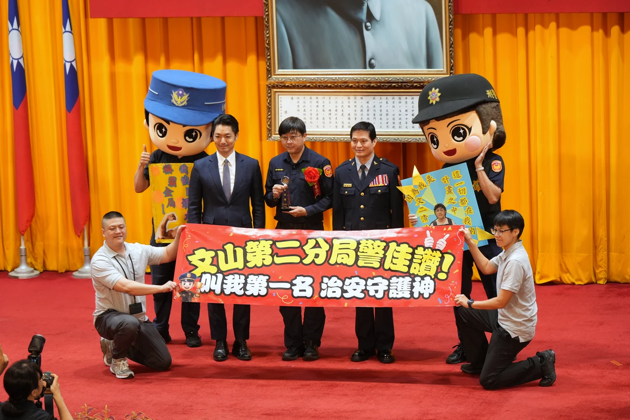 哀悼女警產後失血離世！蔣萬安拍板：女警產檢補助3000元、幸福寶貝包上路