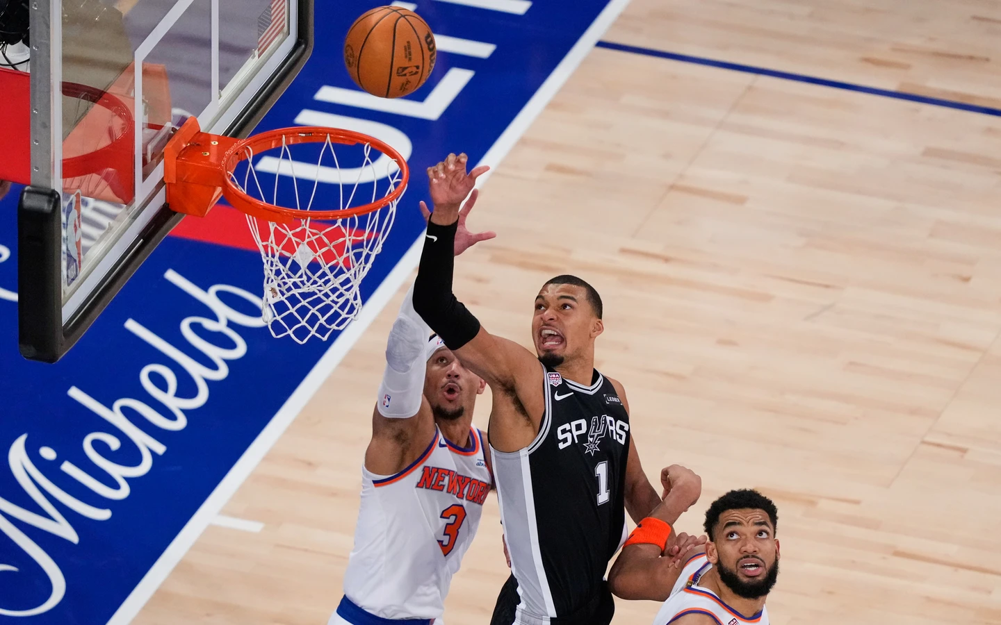 NBA｜必勝定律延續中！文班亞馬爆砍32分封神寫紀錄　馬刺總冠軍賽終於開胡
