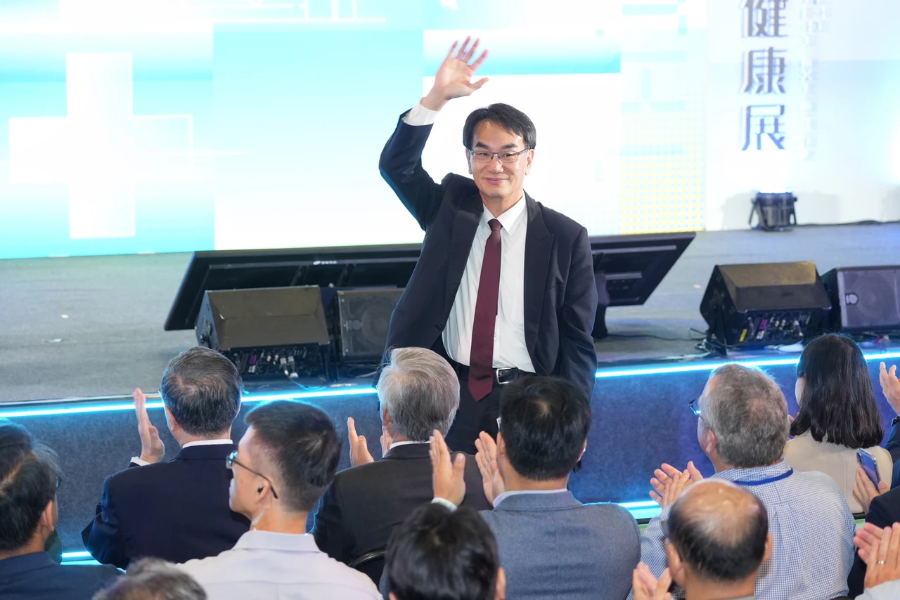 林宜敬：AI算力中心BOO案　民間投資1年內達萬顆GPU