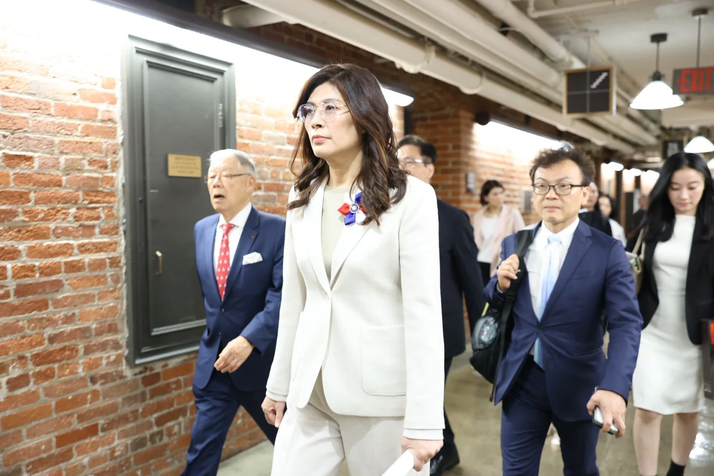 鄭麗文訪美AIT總部！盼和美方直接溝通國防議題　擬推藍營版國防自主
