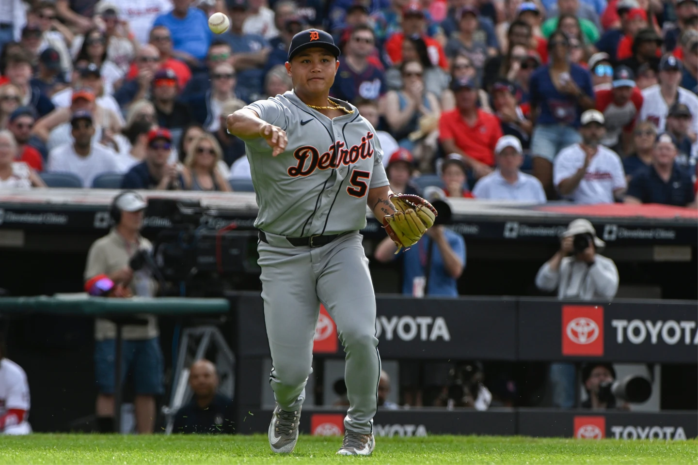 MLB｜李灝宇回來了！重返大聯盟立刻先發　費仔同場競技敲雙安