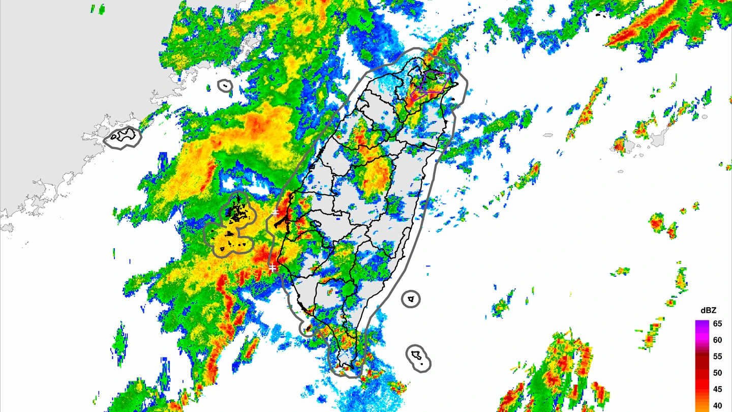 北北基大雷雨開炸！雷雨轟到5點半　鄭明典：很強的對流