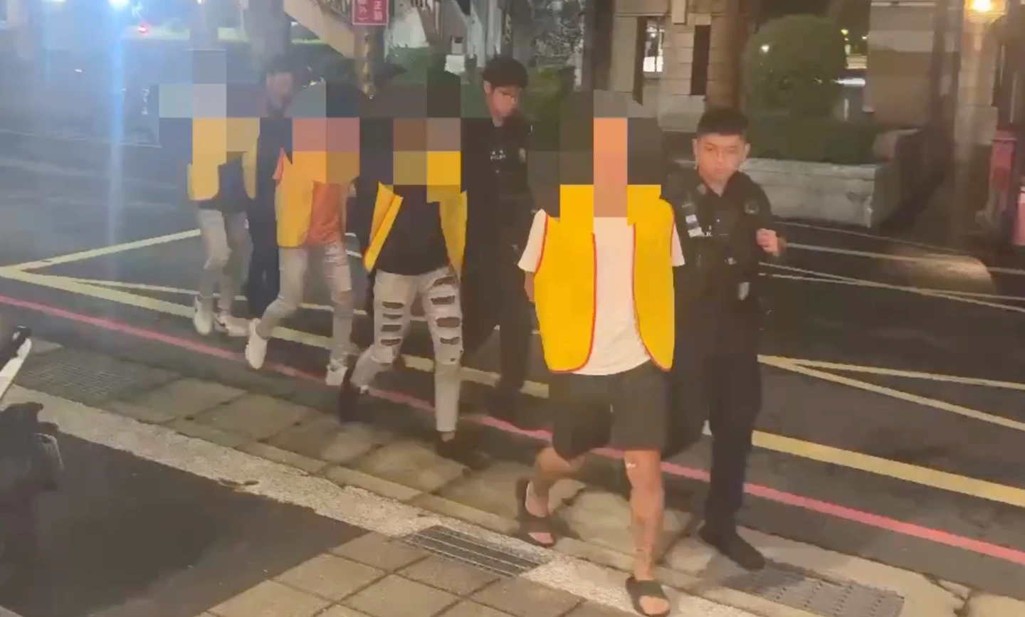 新莊7打1大亂鬥！1男遭猛刺倒地　警4小時逮主嫌驚見3少年
