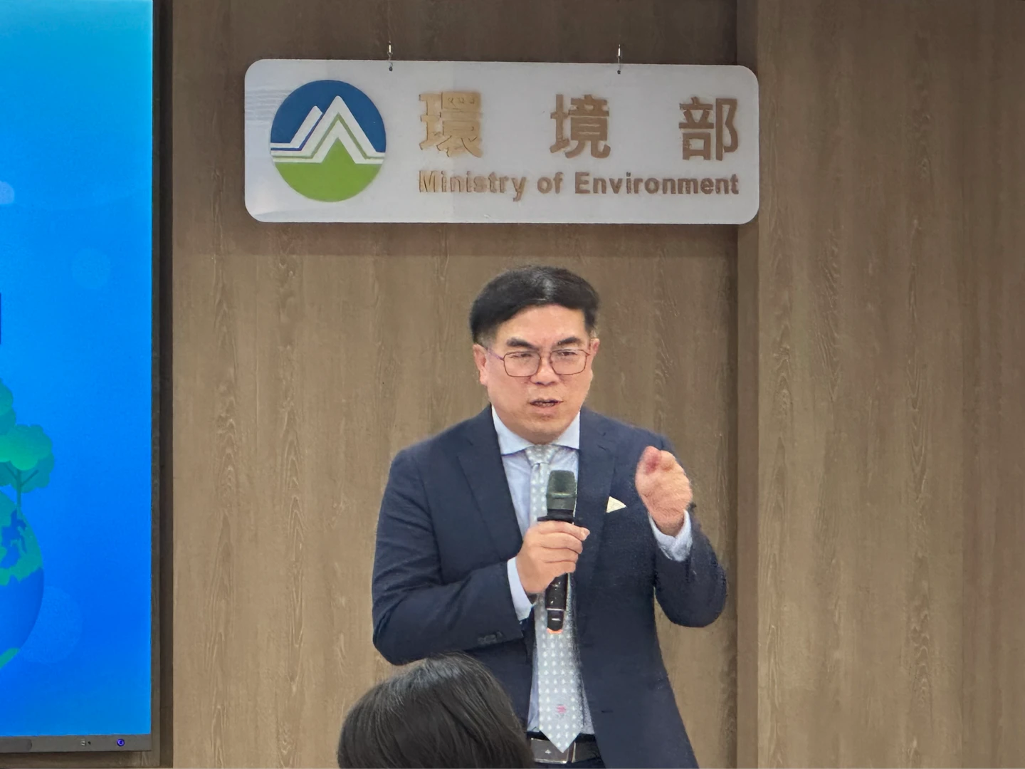 遏止ESG獎項氾濫、誇大等亂象　環境部年底前訂「反漂綠指引」