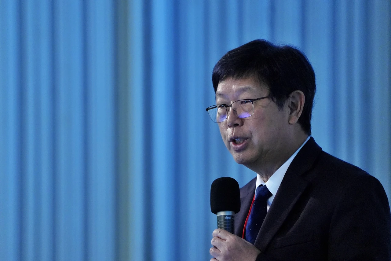 劉揚偉開講〡AI資料中心商機龐大　但投入資金、電力需求也很巨大