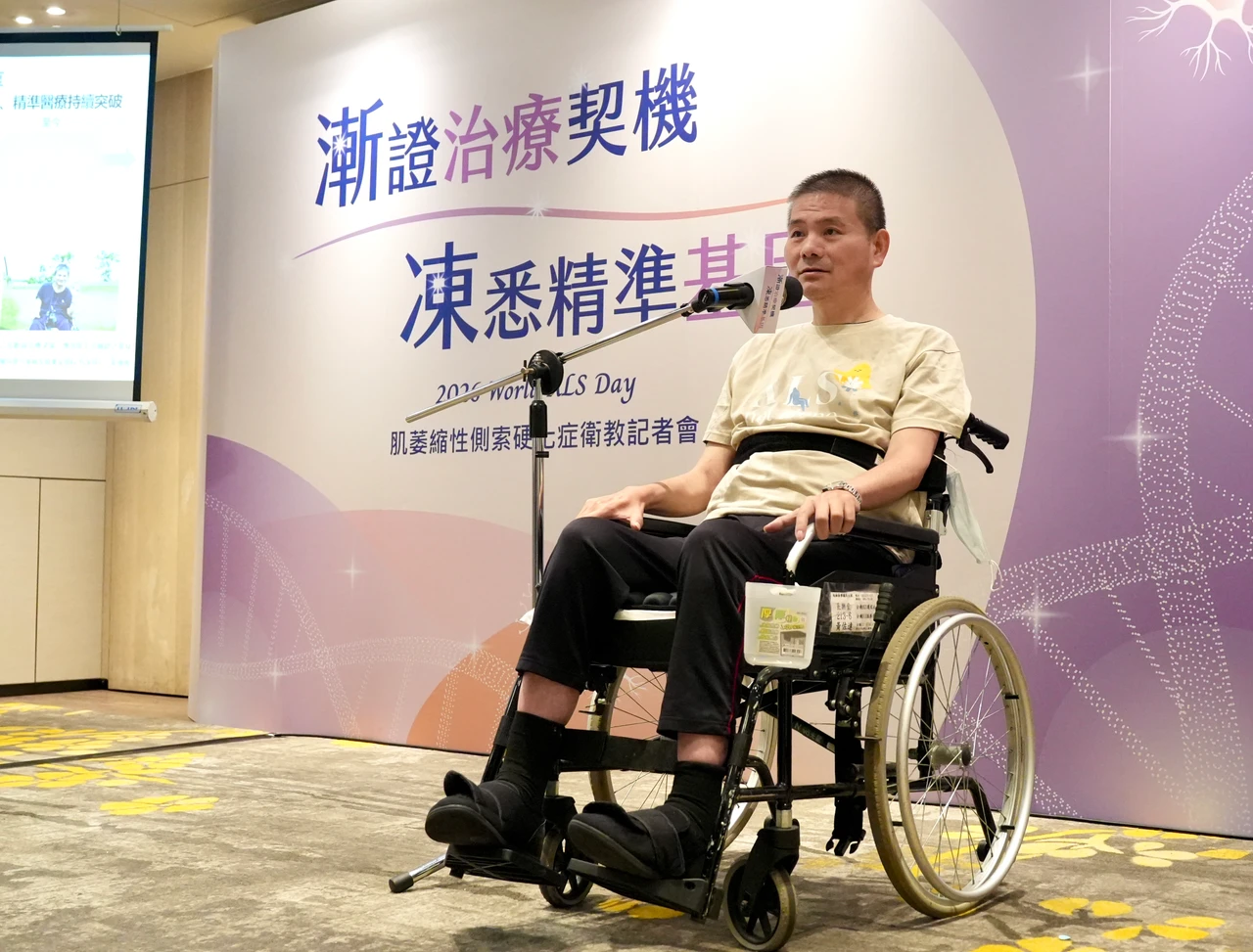 乘客自己搬行李也要搭他的車　漸凍症司機回診路上成「最後一次開車」