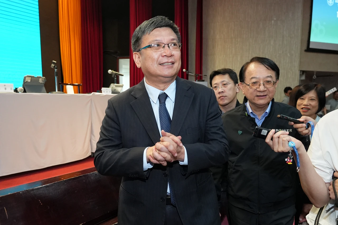 台電股東會3｜已連21年未發股利！小股東建議買回民股　董座曾文生這樣回應