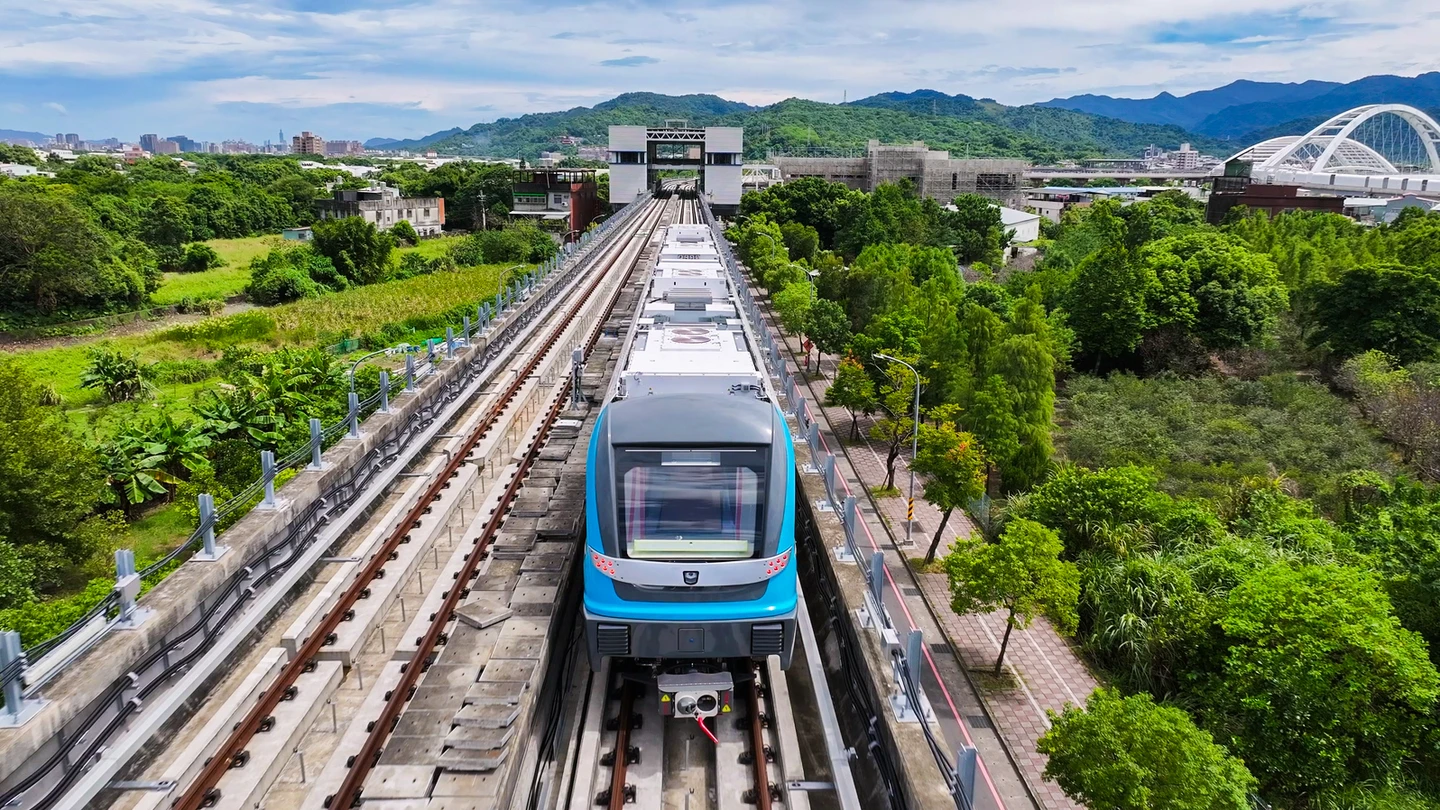 捷運三鶯線6／30通車！ 兩個月全線免費搭乘　12座車站接駁攻略一次看