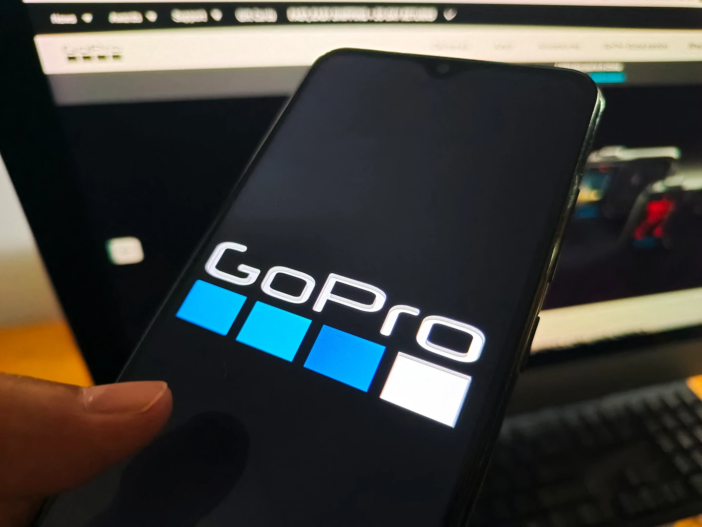 記憶體成本飆8倍！蘋果漲價GoPro撐不住　專家：小廠商面臨「生存危機」