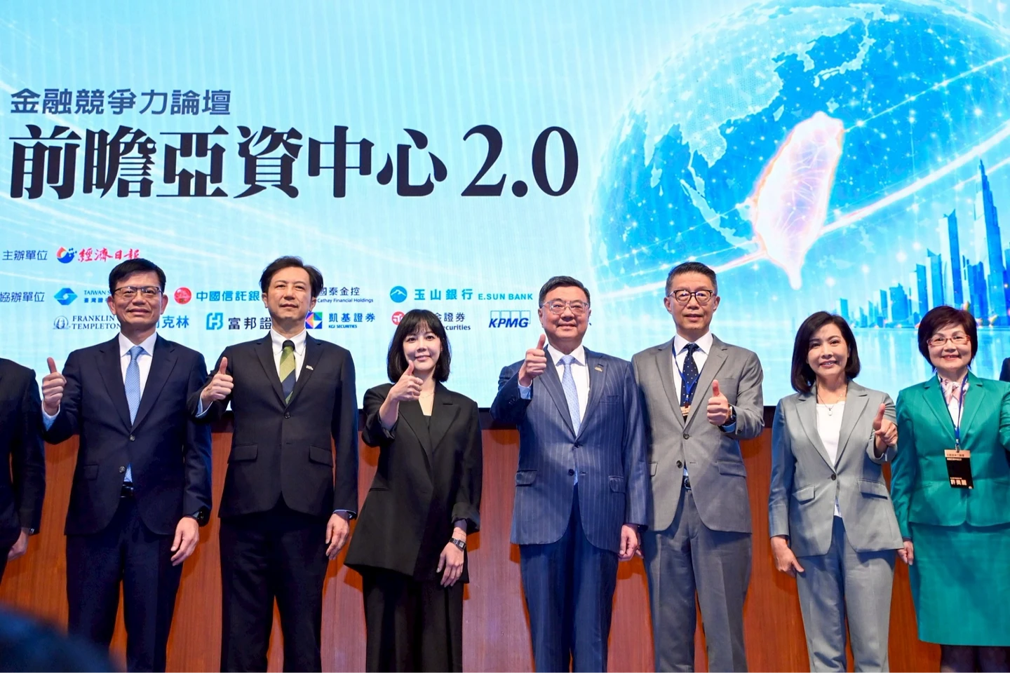 卓揆：脫離中國單一市場框架　造就現在台灣能賺世界的錢