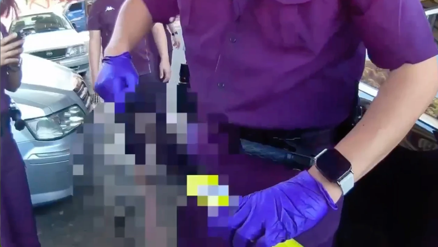 汐止街頭凶殺！回句他不在這　24歲男當街被砍2刀濺血送醫　