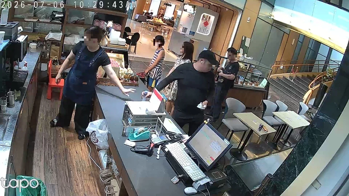 攻擊矢板明夫換裝急逃！嫌犯差20分鐘出境　警靠1特徵機場攔截追動機