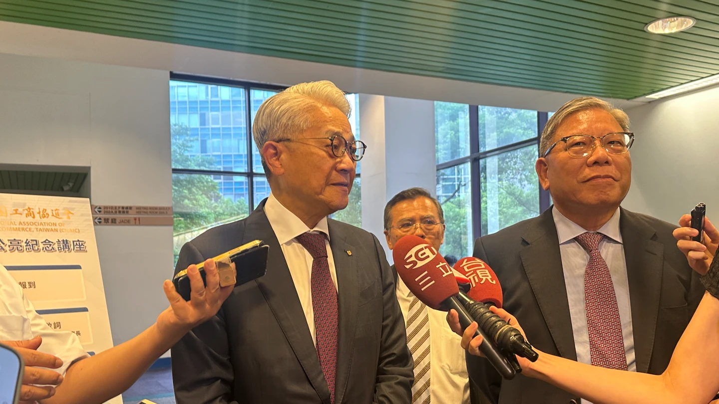台股擬延長交易至15:30？　 吳東亮：樂見與世界接軌、惟須注意對「K型經濟」傳產衝擊