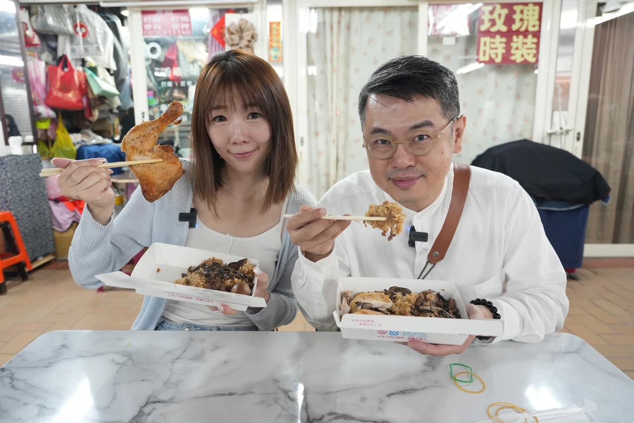 探訪百年老店！走進大稻埕美食地圖　古早味油飯飄香、必吃老字號米苔目冰