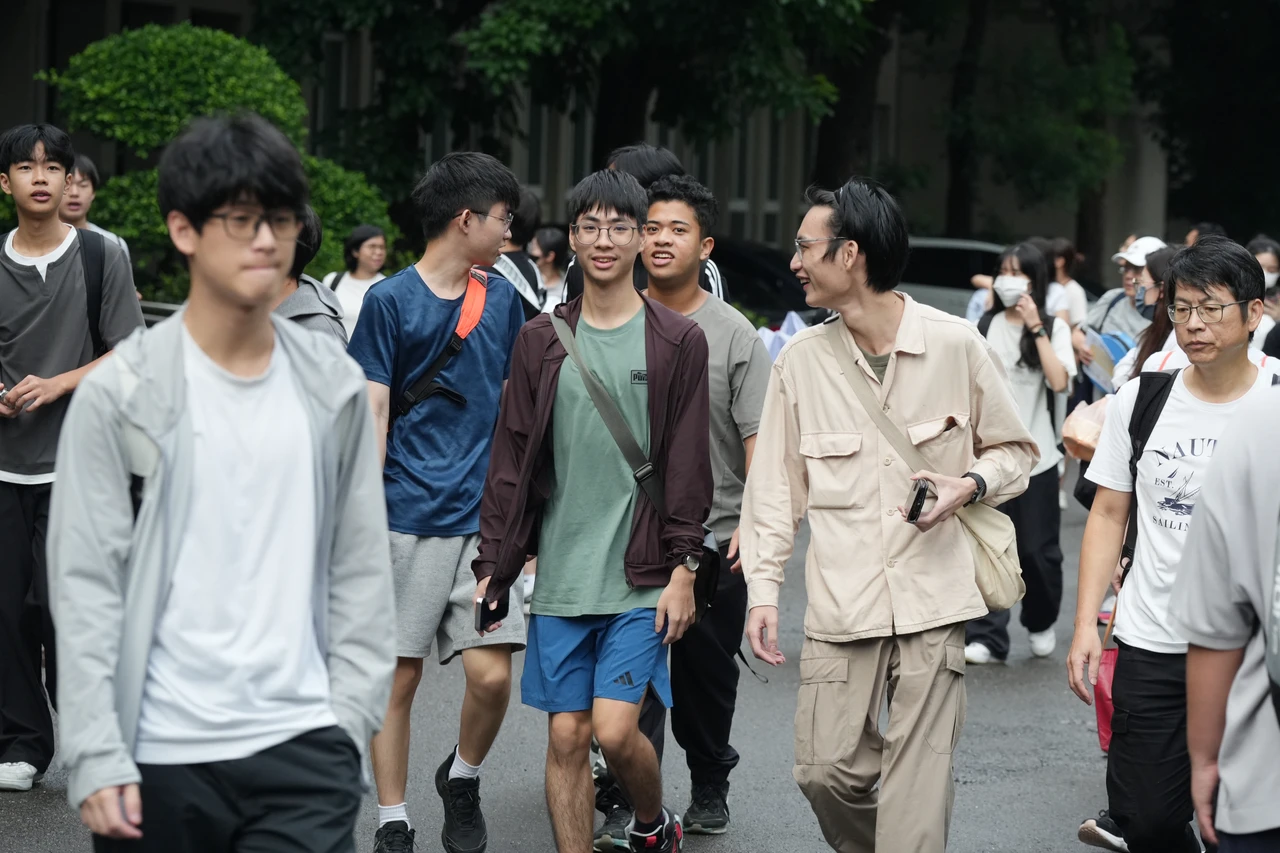 分科測驗｜關稅戰、林郁婷性別事件入題　公民偏難！參考解答出爐