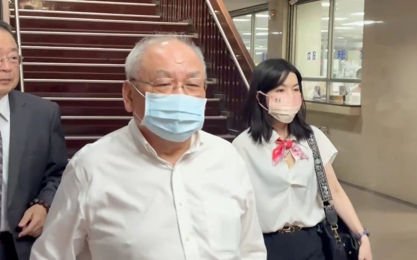 錢櫃女員工關窗失足墜樓亡！老闆練台生拒認罪　家屬盼「和解善待員工」回應曝