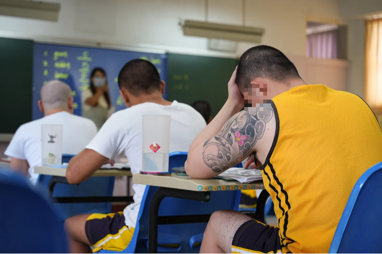 獨家|割頸案乾哥乾妹服刑現況曝!直擊高雄明陽中學 揭密少年受刑人獄中生活
