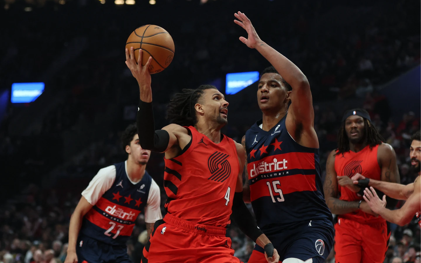 NBA｜湖人防守有救了！湖人一年約簽下大鎖前鋒　陣容超額恐有人將被交易或釋出