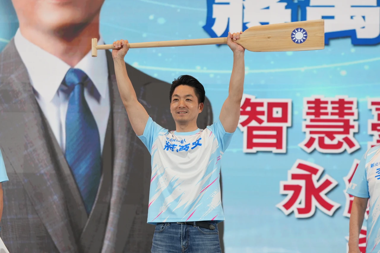 藍黨團拍板！蔣萬安輔選白營定調「只站聯合造勢、不站個人」　力拚單獨過半