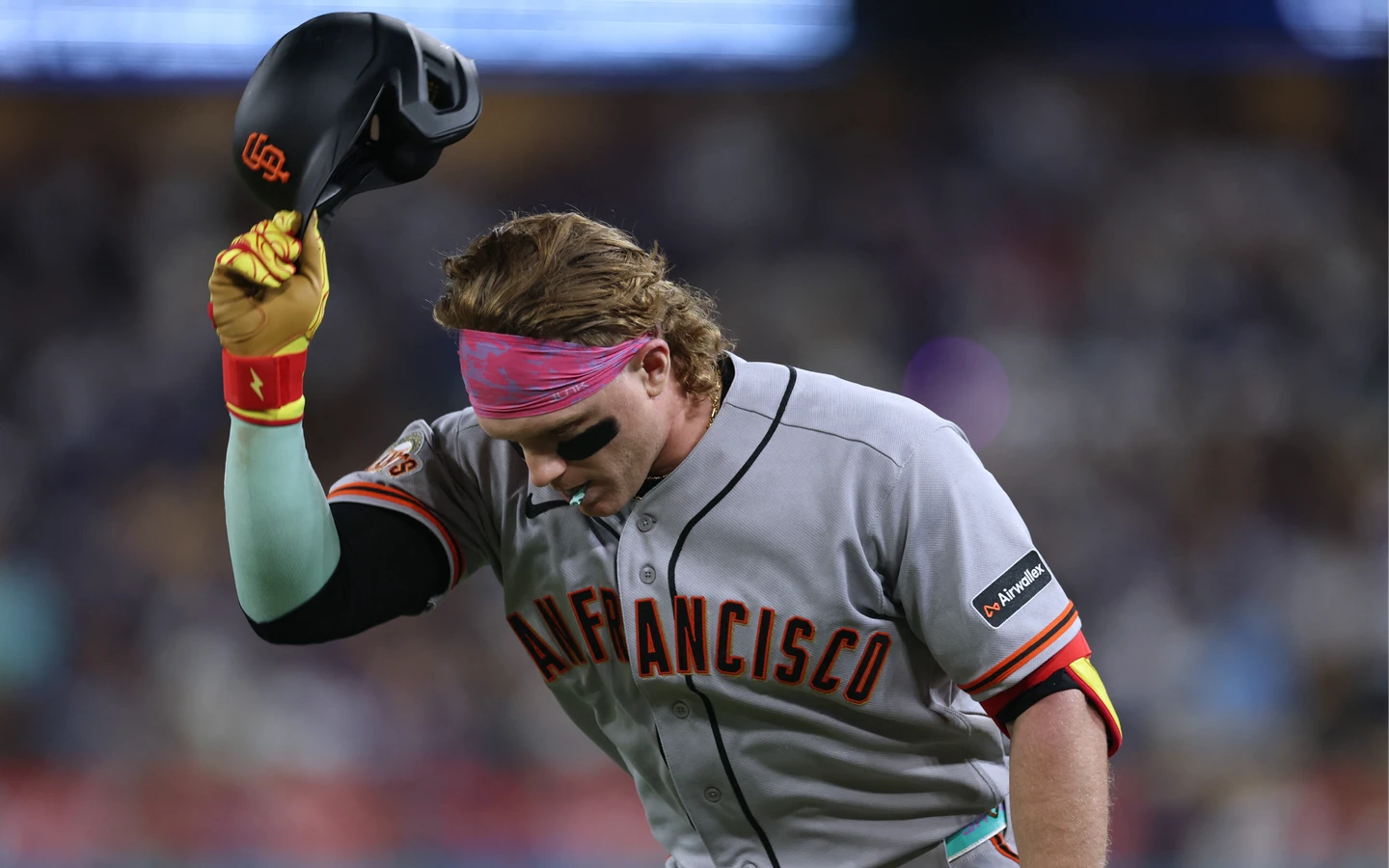 MLB｜巨人金手套球星離奇受傷！目擊者驚曝：腳被車輪輾過　本季復出希望破滅