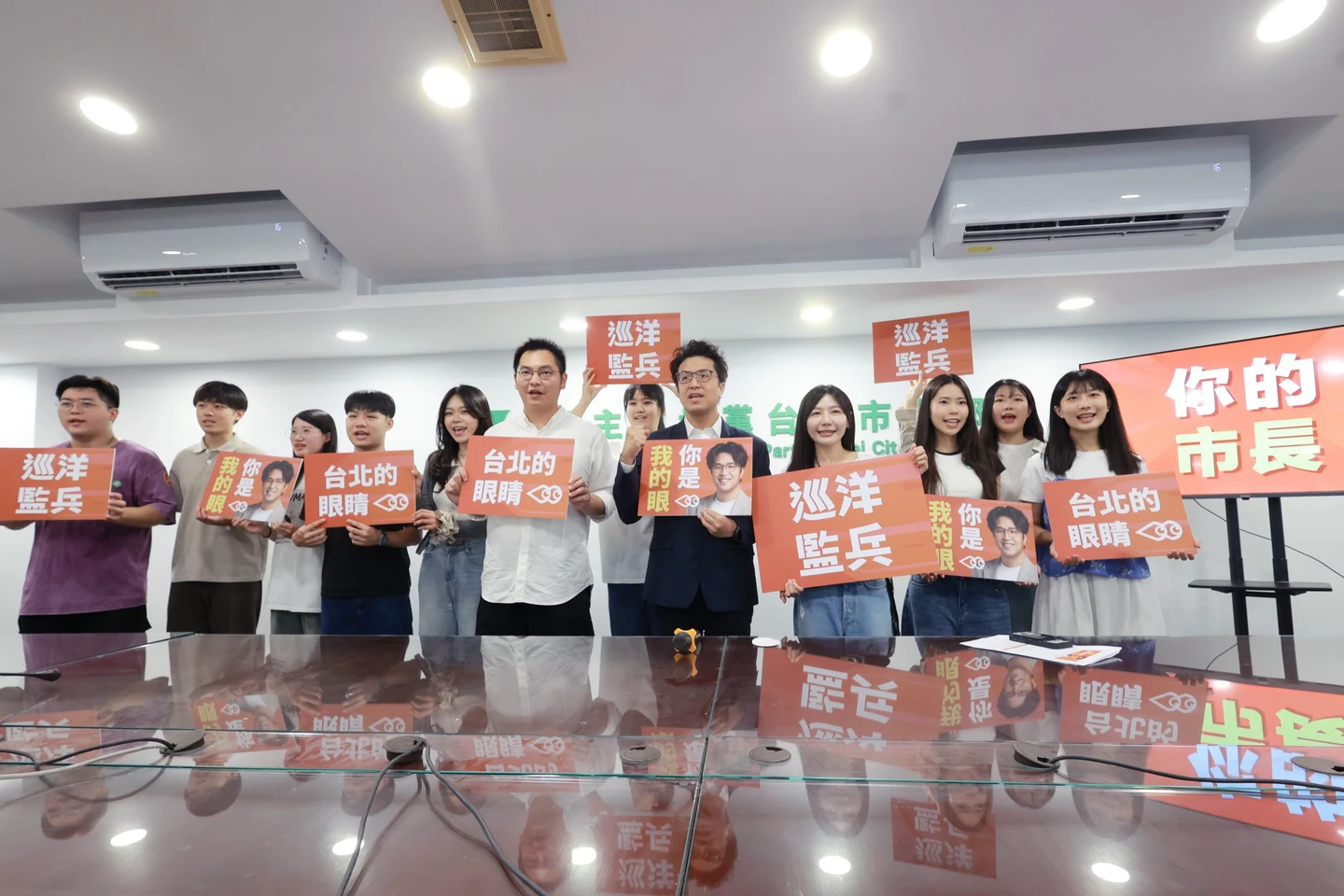 沈伯洋號召「巡洋監兵」！民進黨招募千名監票員：守護台灣民主