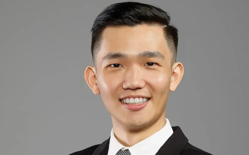 蔣萬安小內閣異動！北市府發言人李政軒請辭　副發言人魏汶萱接任