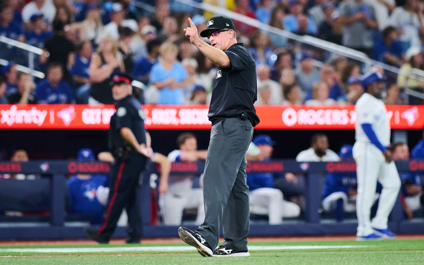 MLB｜超詭異規則判決！「這一分到底算不算」吵了15分鐘　連線紐約終於有答案