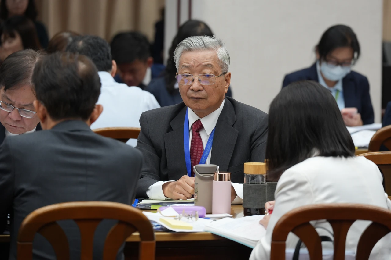 耐斯集團止血肥貓風波！陳冠如撤回國票證副董案　明天不選副董