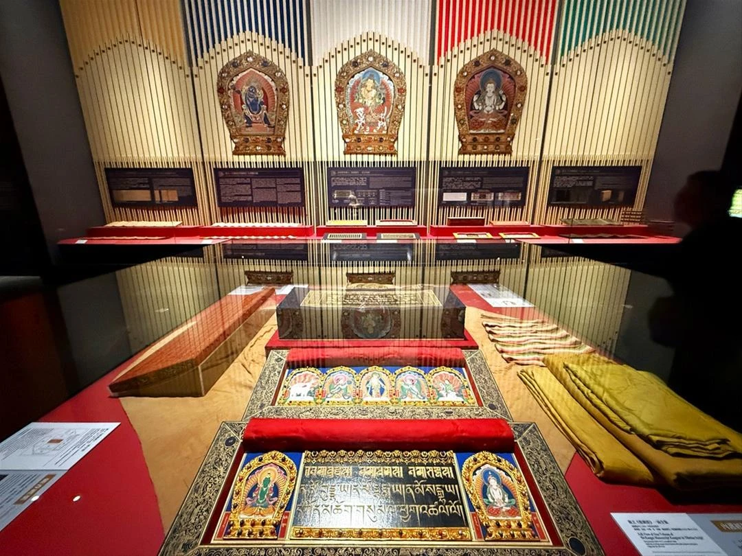 別只衝故宮北院！《龍藏經》獲七世福報「完整版」來了　官方：108函全典藏