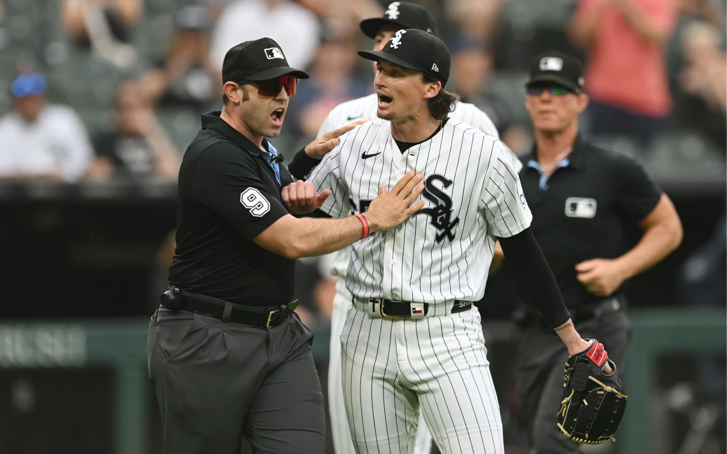 MLB｜危險投球引爆大場面！紅人白襪板凳清空　白襪先發馬丁遭驅逐：不是故意的