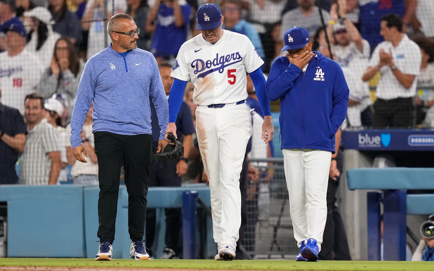 MLB｜跌落板凳階梯驚魂！道奇MVP球星最新傷情曝　暫列每日觀察名單