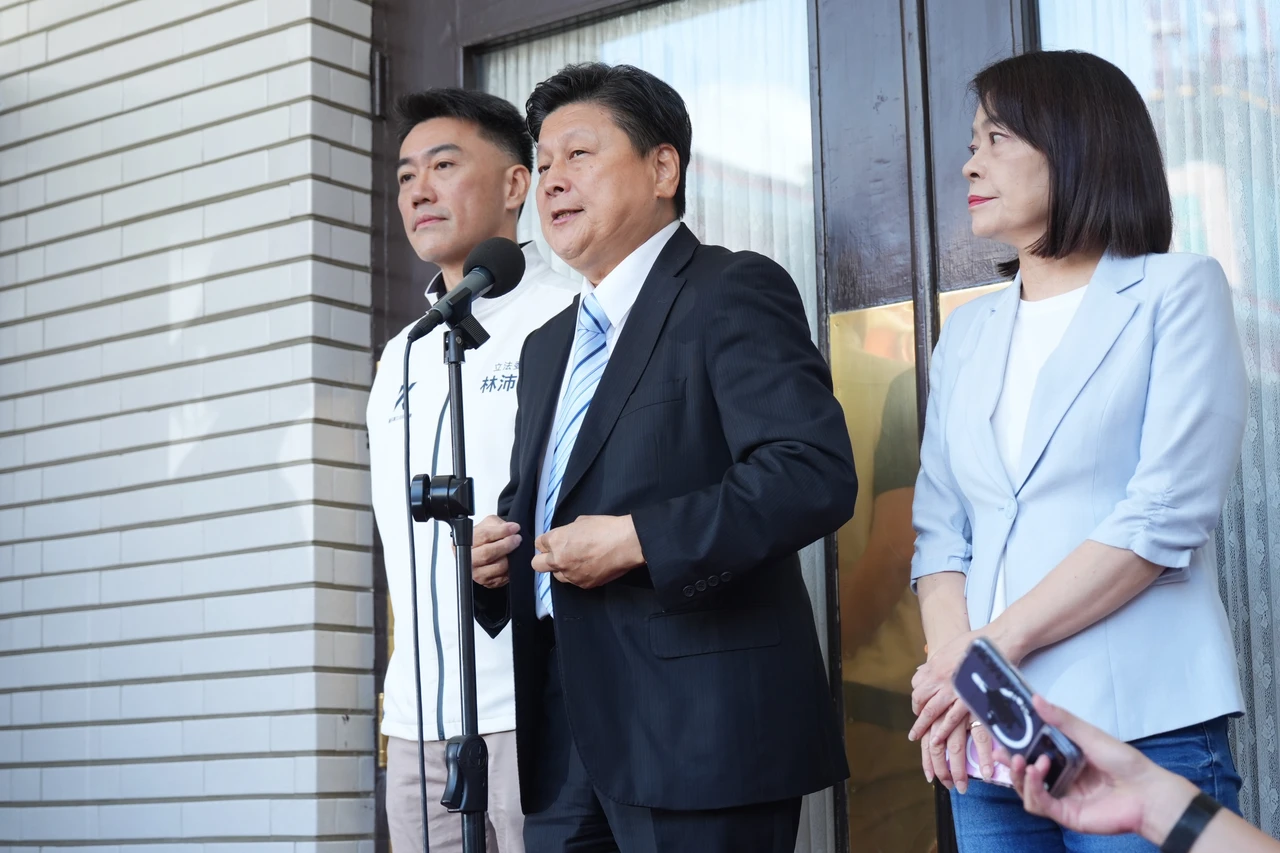 藍白不刪凍無人機產業預算「634億全放行」　綠無言：自導自演假動作