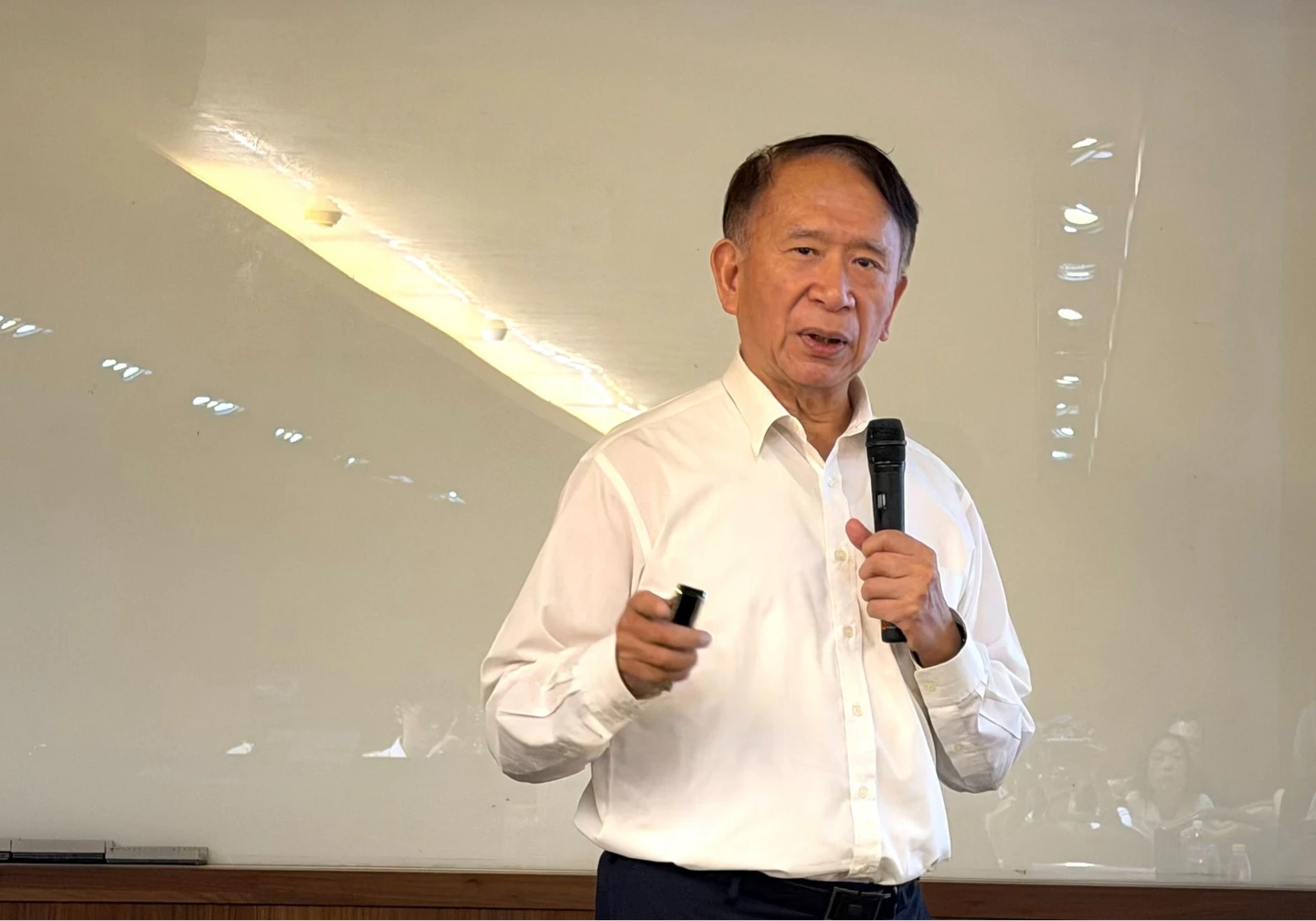 晟德上半年虧11.24元仍配息2.25元、現金殖利率破5%！再砸8.4億買庫藏股護盤