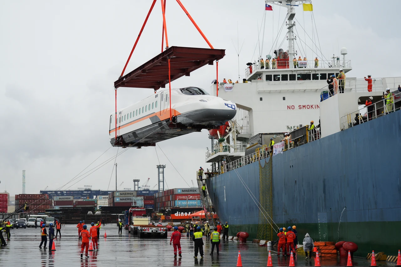 高鐵新車N700ST抵台！明年7月提漲價方案　最快2028年9月新票價上路