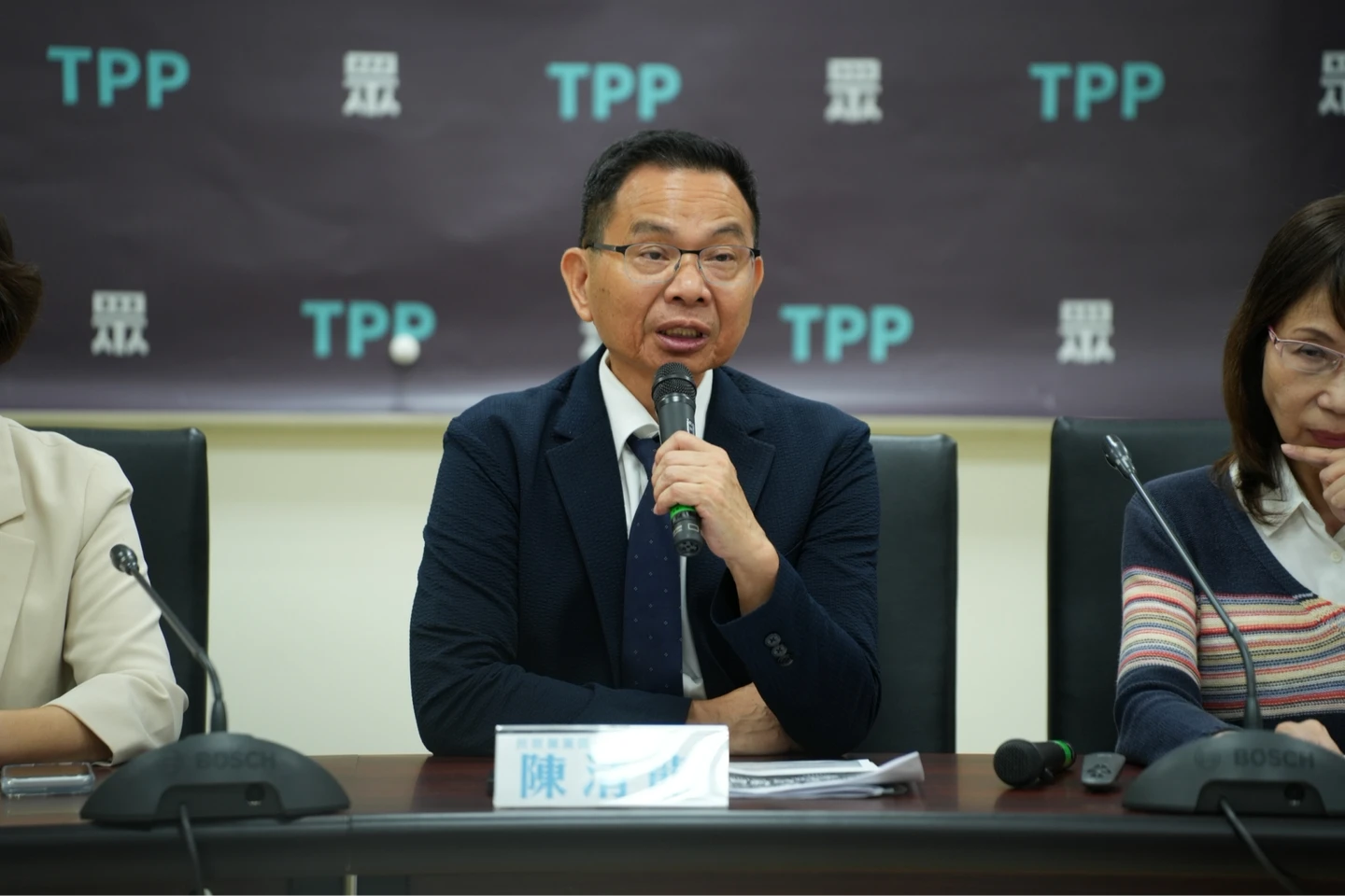 政院放話「春節前普發1萬」？民眾黨團：絕對從嚴審查明年度總預算