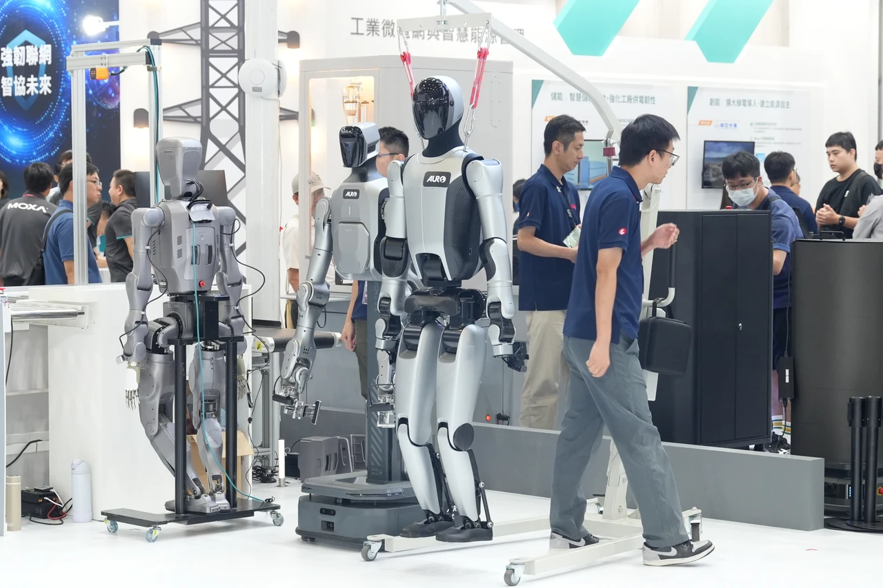 AI退潮記憶體價格也難跌！美光估每部人形機器人將吃掉200GB DRAM