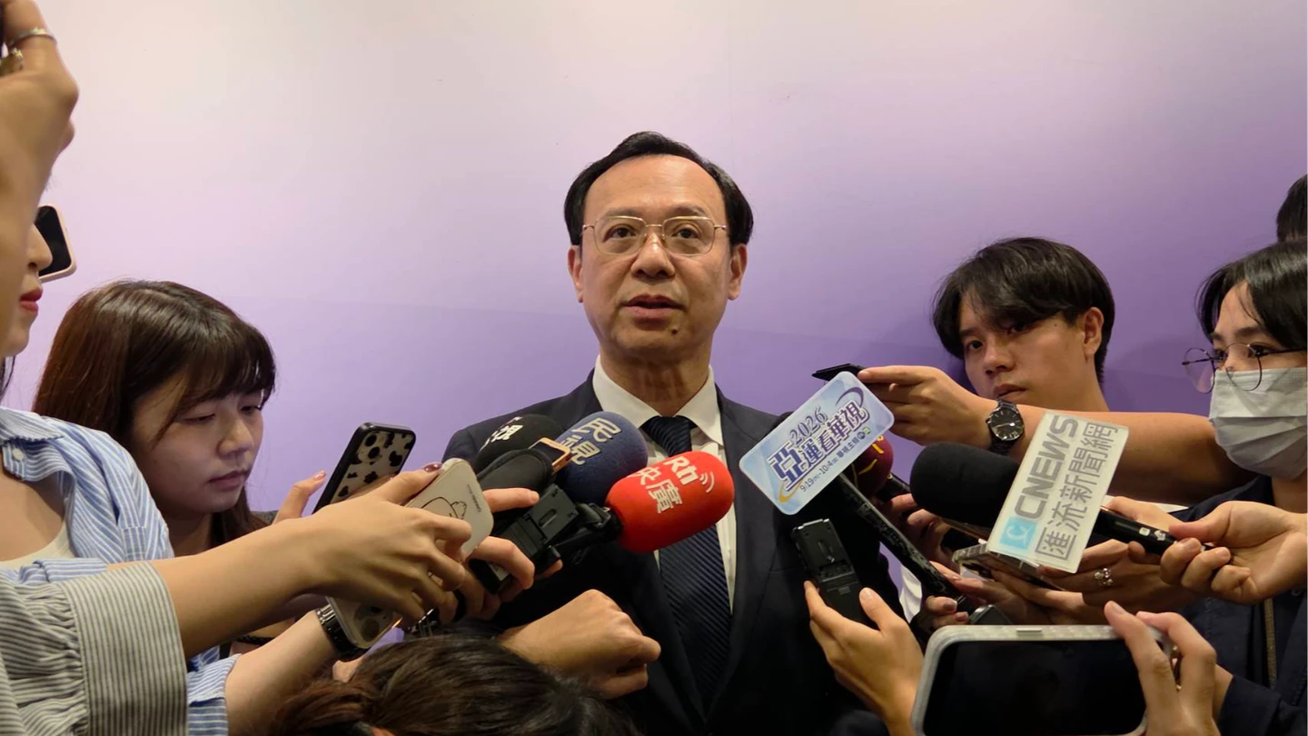 《尼古喵喵》違法特寫菸品品牌　石崇良揭2條件可重新上架