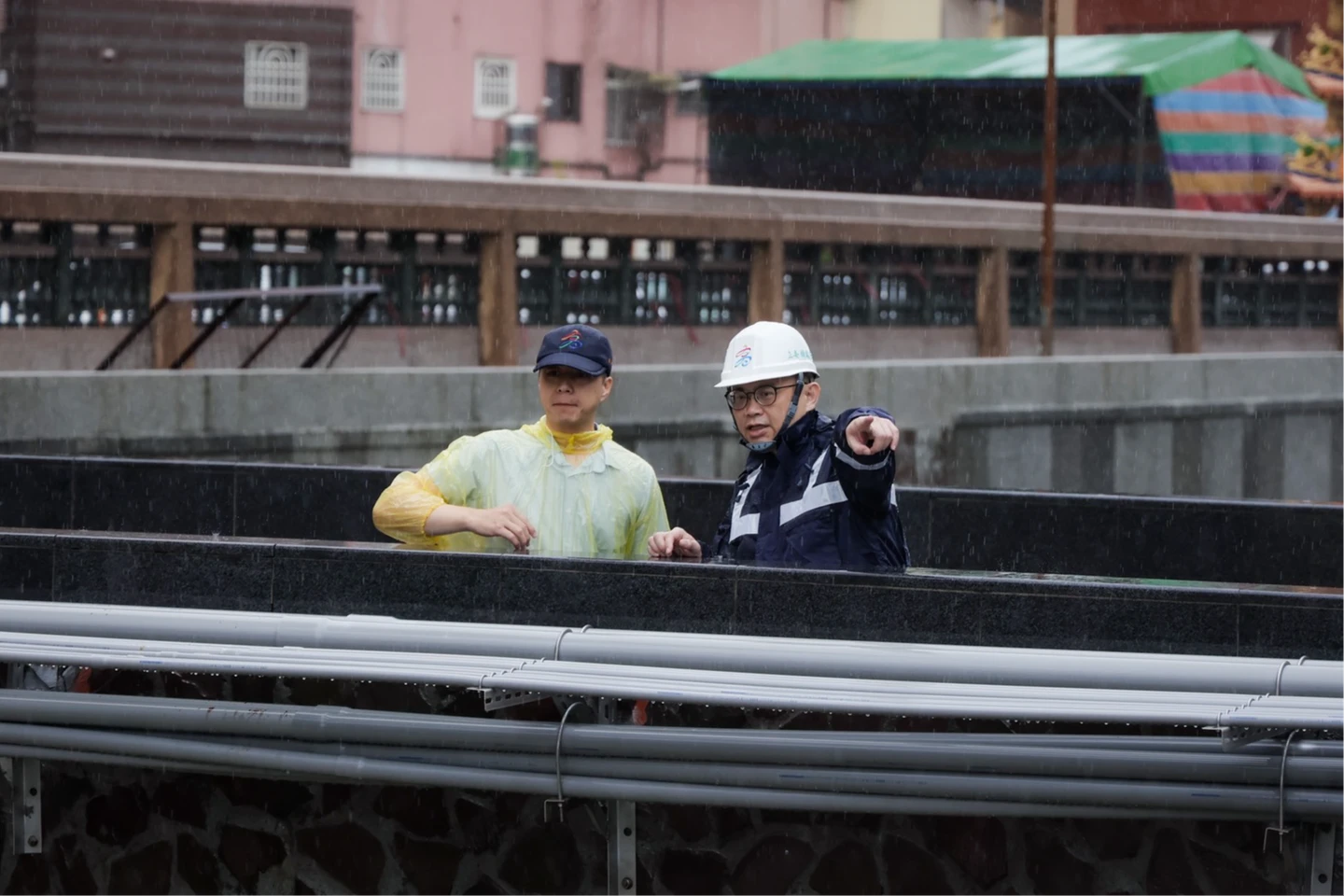 豪雨狂炸高雄！賴瑞隆連跑3地勘災　喊「治水沒有終點」