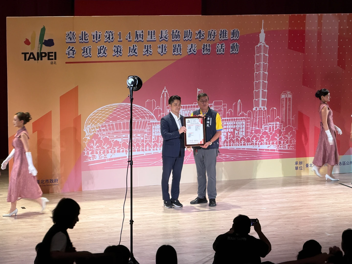 沈伯洋下「市政辯論」戰帖！蔣萬安不接招：我每天都在說明市政