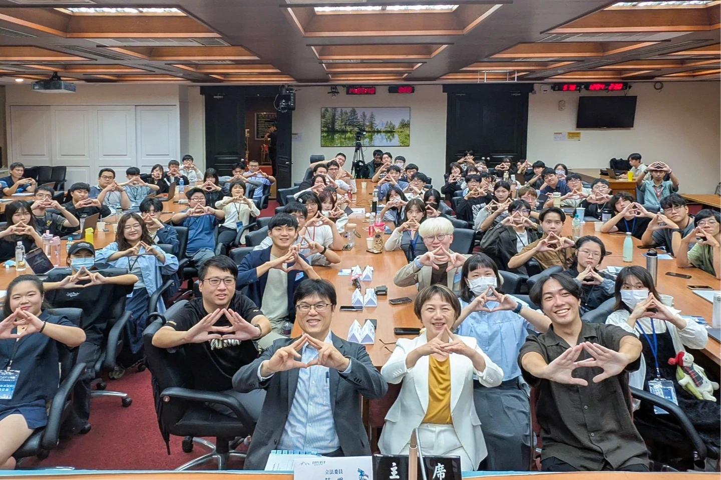教育部次長與大學學生會對話　支持校務會議學生代表增至1/8