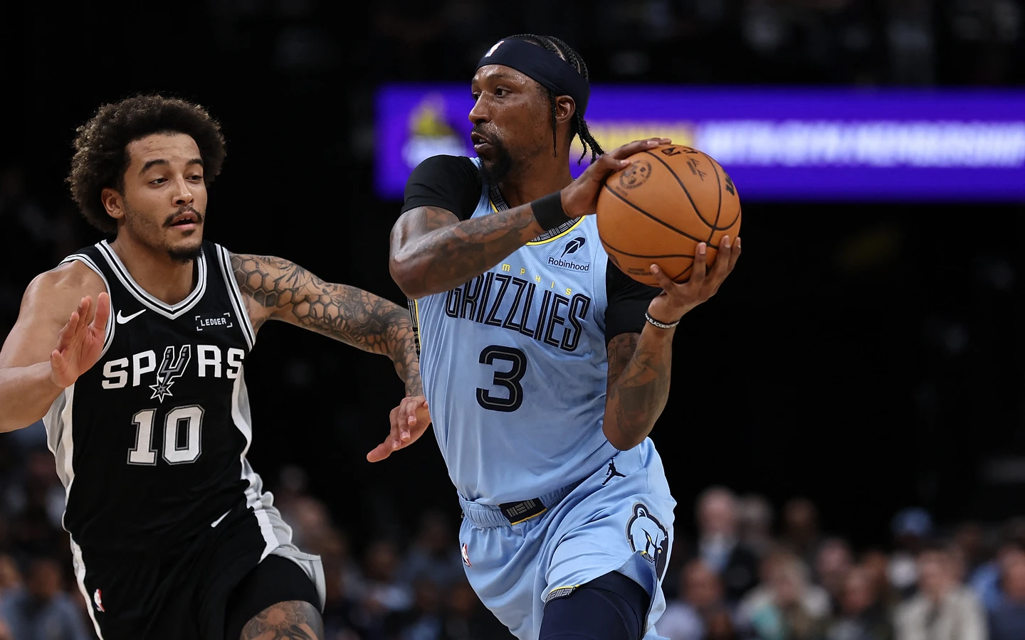 NBA｜4億分之一機率！球星全家剛簽約入住費城頂樓豪宅　幾分鐘後竟慘遭「雷擊」