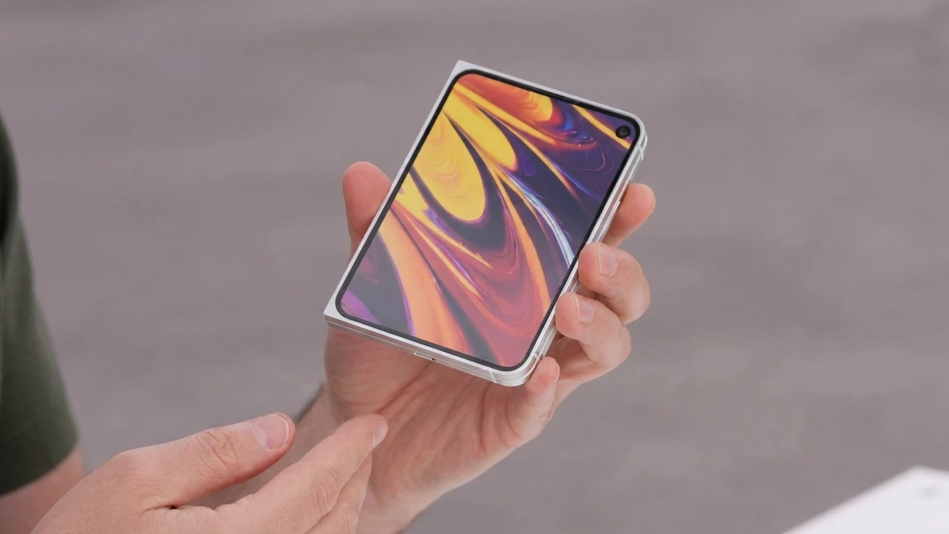 iPhone 18 Pro Max及折疊iPhone下周亮相　最新模型機影片曝光