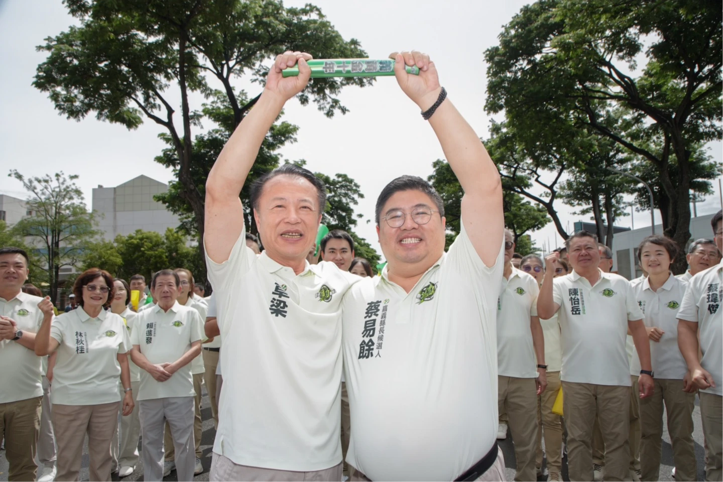 翁章梁短跑50米交棒！蔡易餘登記參選嘉義縣長　接下黃金十年拚經濟沖天