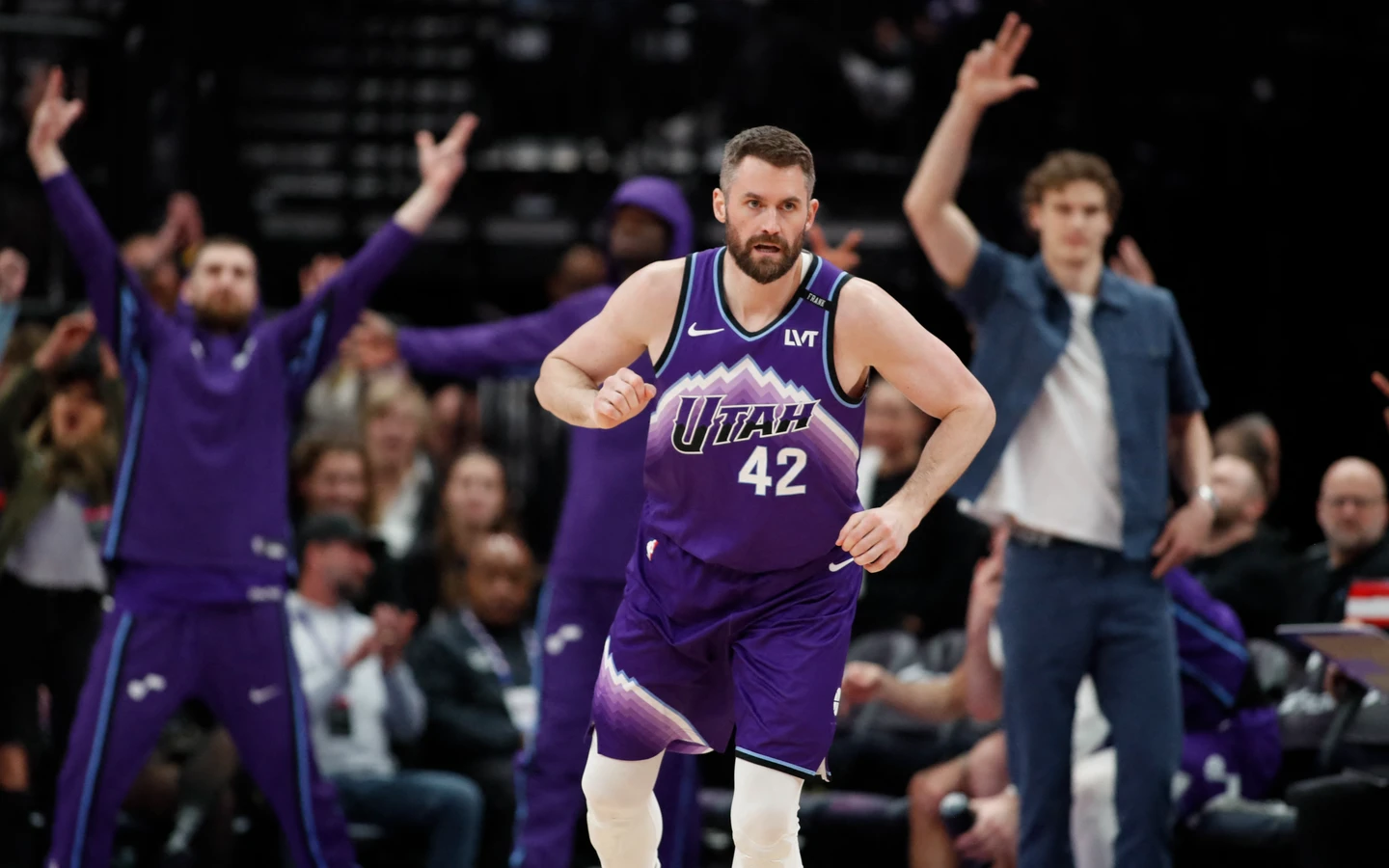 NBA｜老狼王盼落葉歸根！洛夫與灰狼有望再續前緣　可能簽約時間點曝