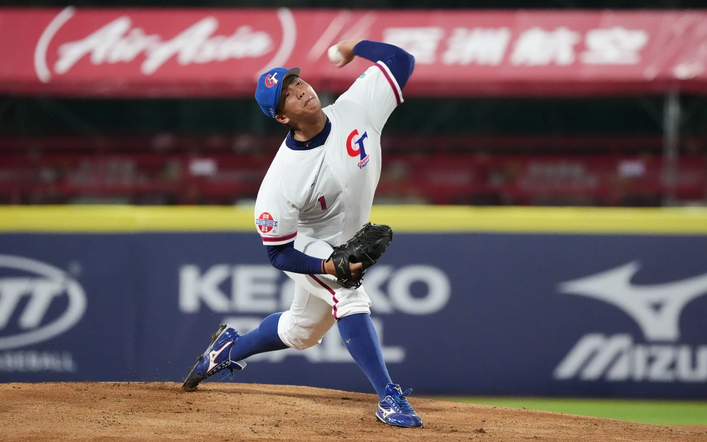 亞青｜台灣17歲火球左投一戰驚艷全場！劉任右越級打怪吸引美職15隊球探到場