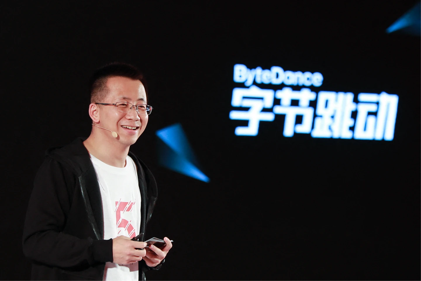 黃仁勳也看好！字節跳動參戰「世界模型」　下月發布對決Meta、Google