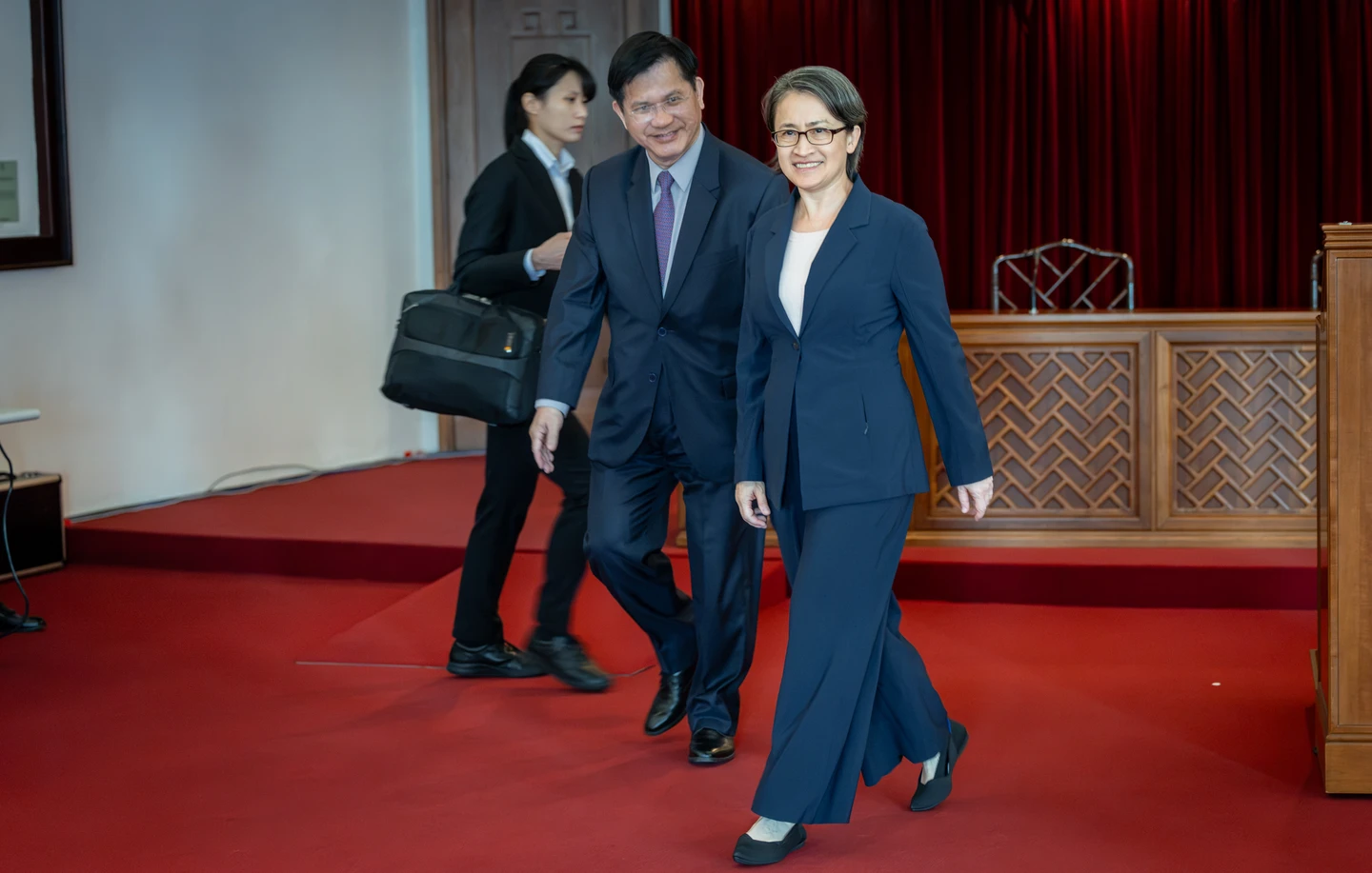 蕭美琴10個月成功二訪歐洲　外交官員揭：拓展高層外交「分進合擊」模式成形