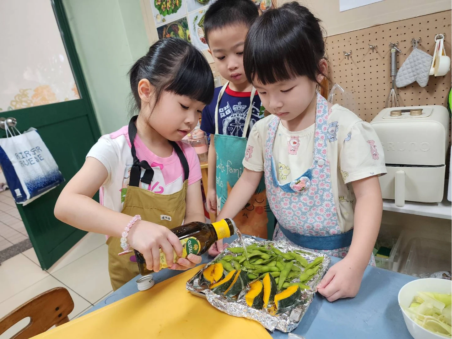 一場午餐的食育課！從「吃得飽」到「懂得選」　孩子自己設計超人餐