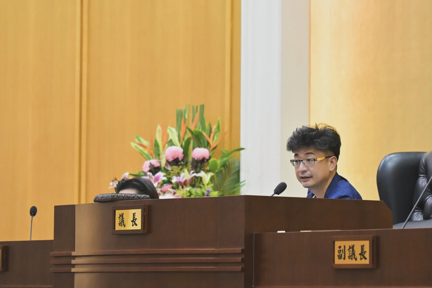 謝典霖議會宴客涉賄遭逮捕！藍黨團轟司法變東廠：中華民國最大的悲哀